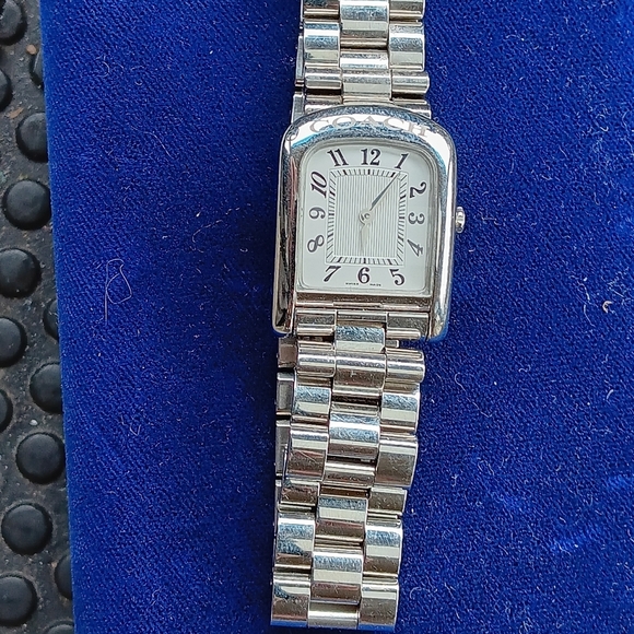 Rare VINTAGE COACH Buckle Watch!!! - Picture 5 of 6